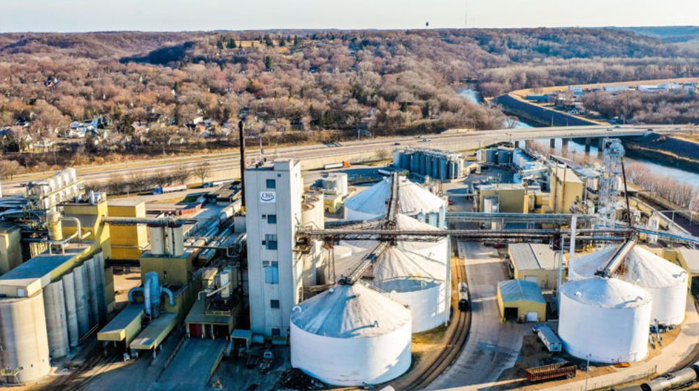 Aerial image of the CHS Mankato processing plant.
