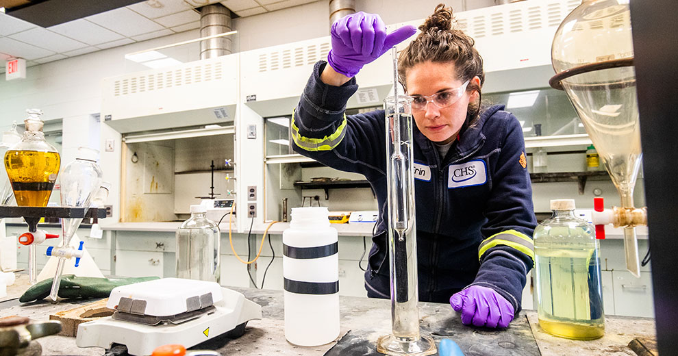 Women working in a lab.