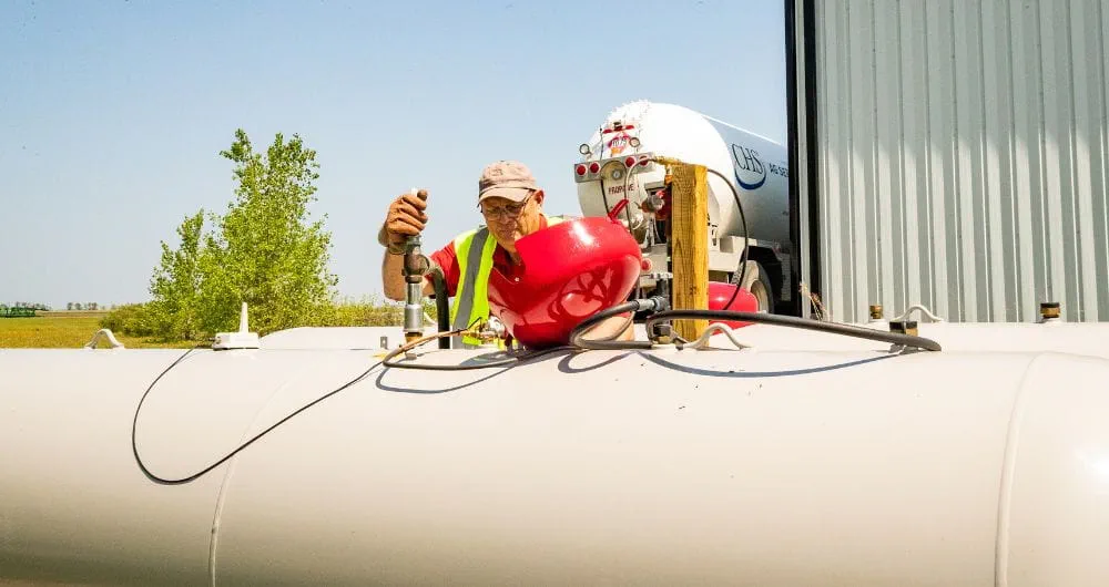 Filling a propane tank
