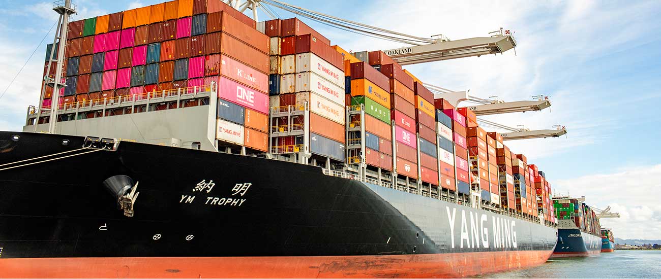 Large container vessels in the ocean
