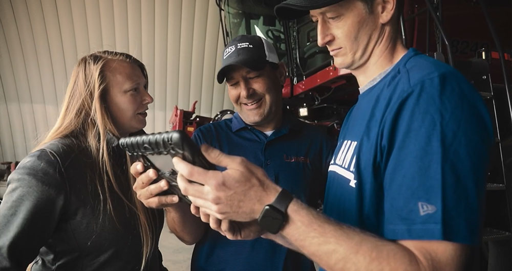 Reviewing field recommendations with the agronomic team